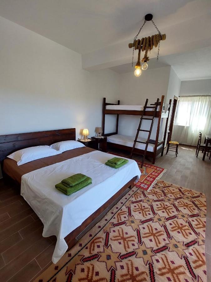 Guest House Gorani Берат Экстерьер фото
