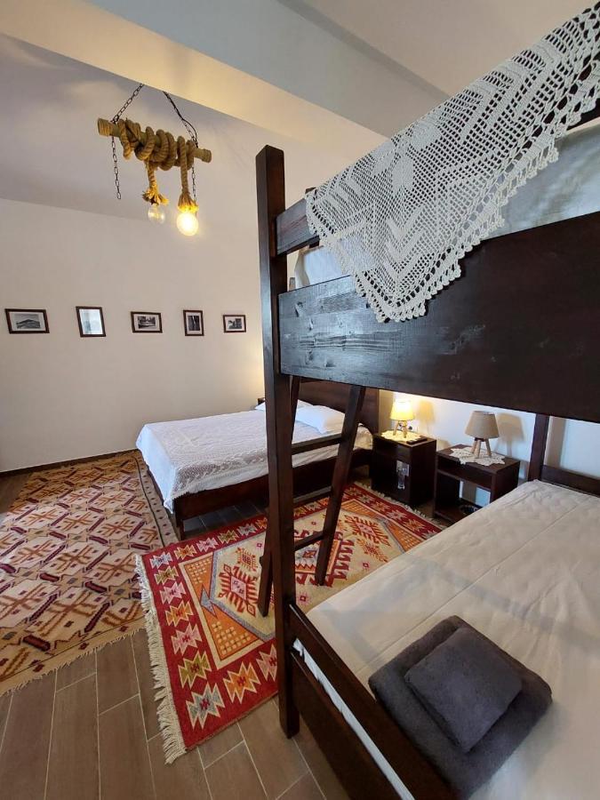 Guest House Gorani Берат Экстерьер фото