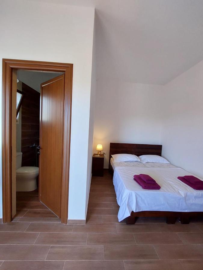 Guest House Gorani Берат Экстерьер фото