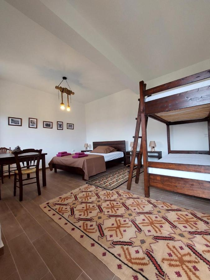 Guest House Gorani Берат Экстерьер фото