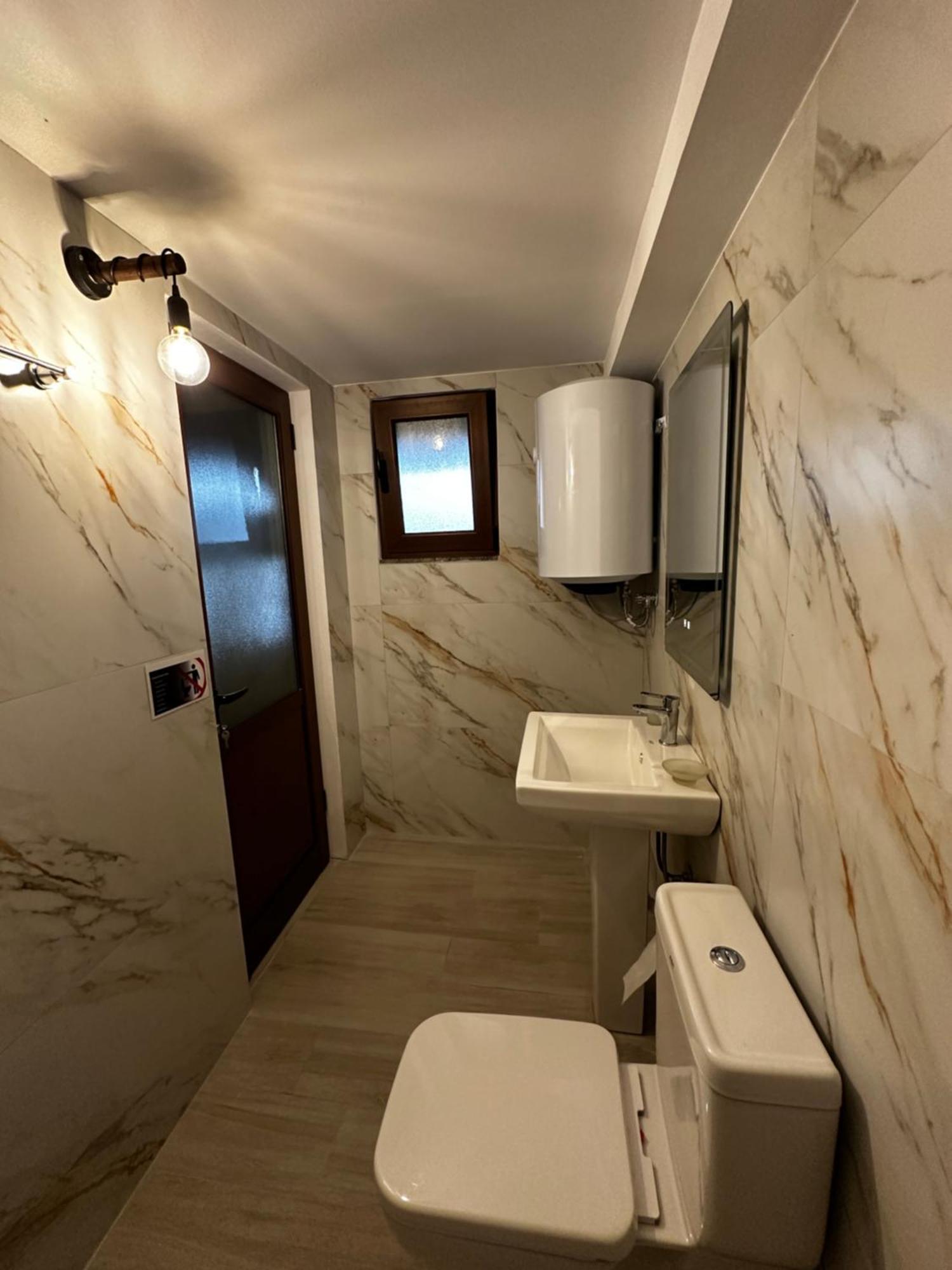 Guest House Gorani Берат Экстерьер фото